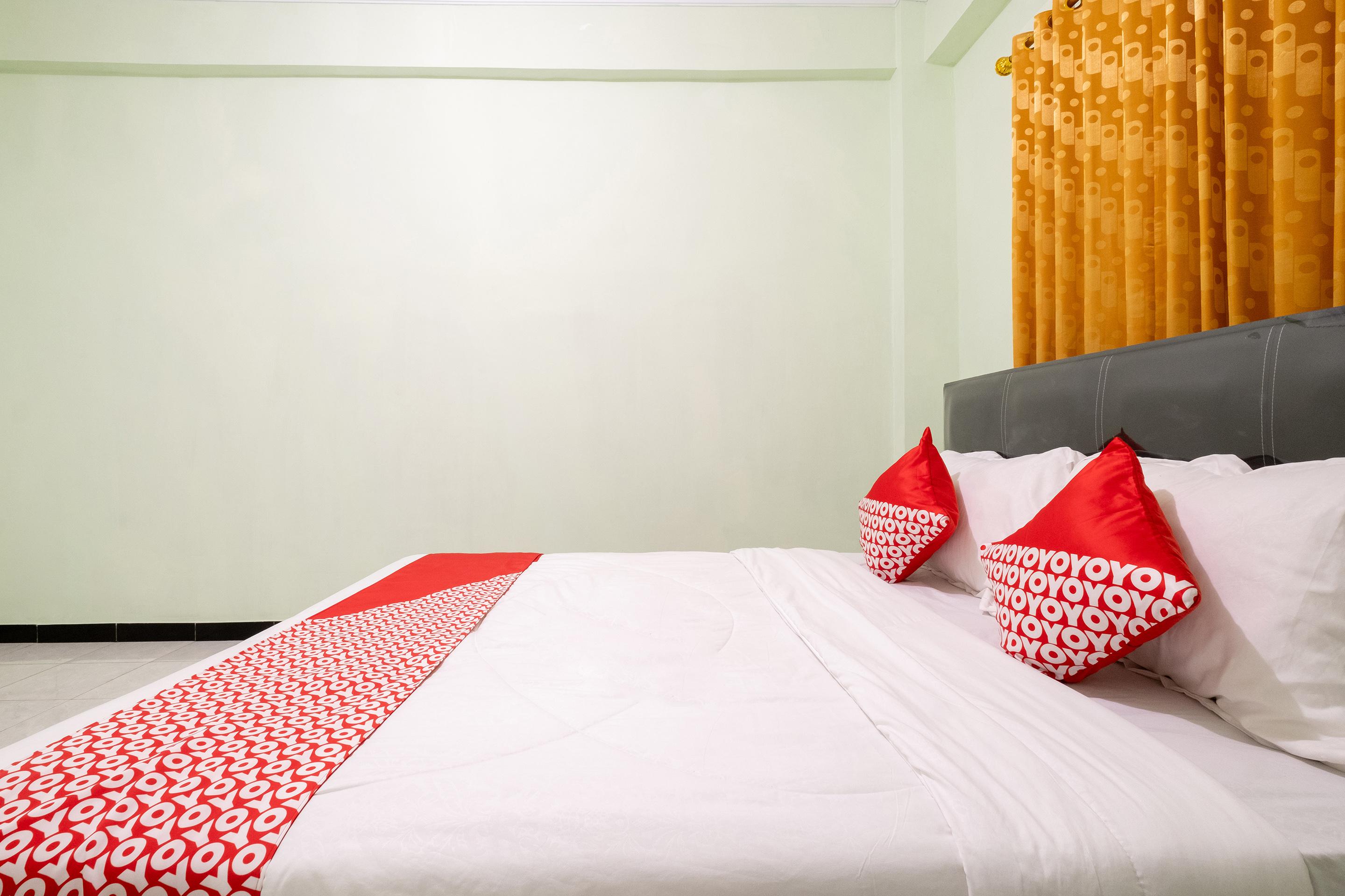 Reddoorz Syariah Near Alun Alun Wonosari Hotel Exterior photo