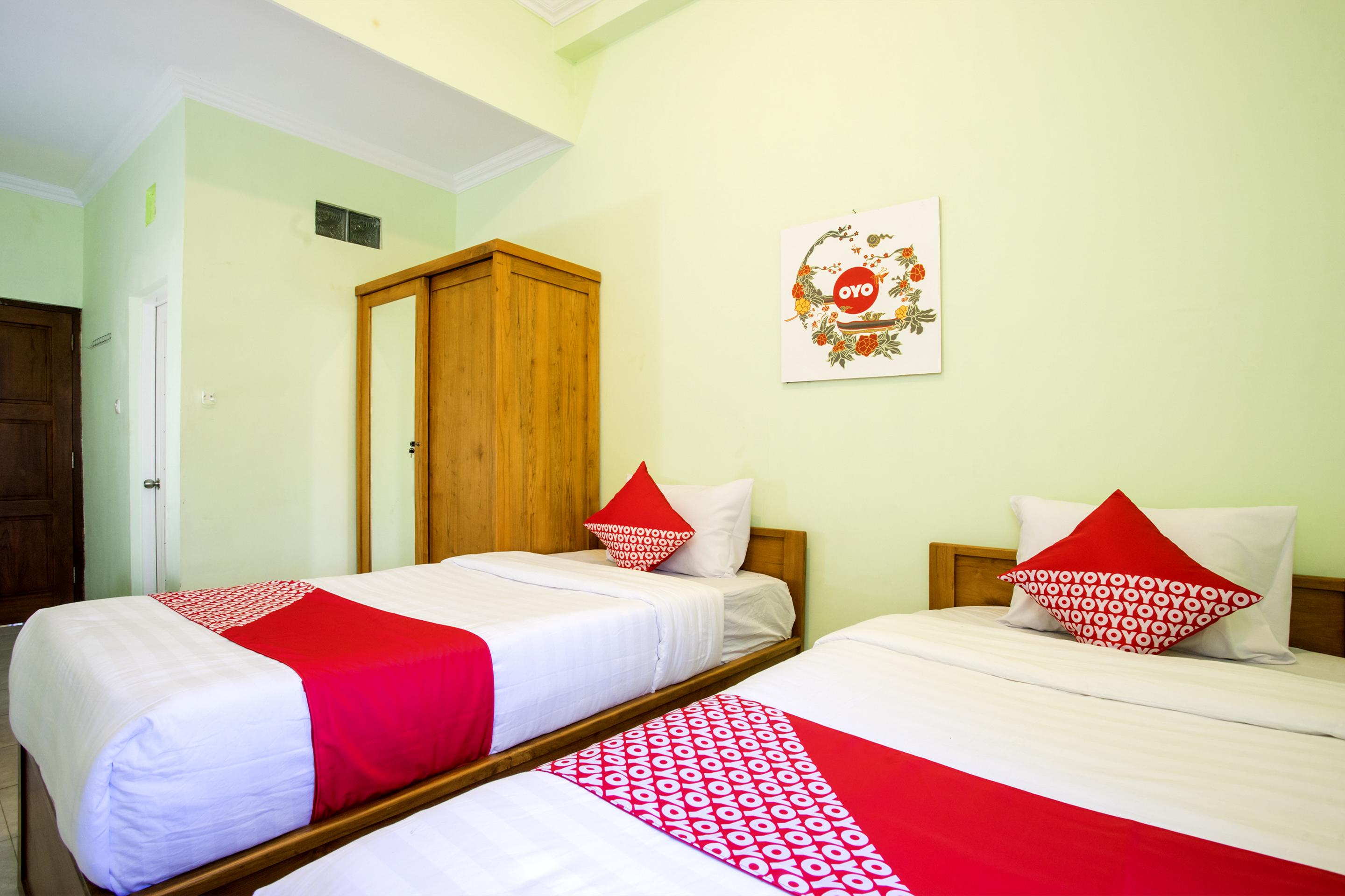 Reddoorz Syariah Near Alun Alun Wonosari Hotel Exterior photo