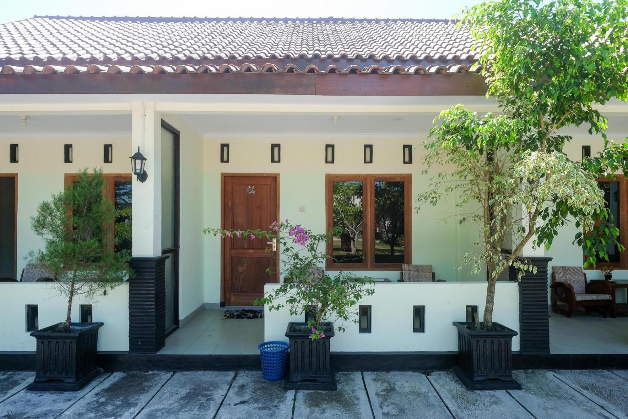 Reddoorz Syariah Near Alun Alun Wonosari Hotel Exterior photo